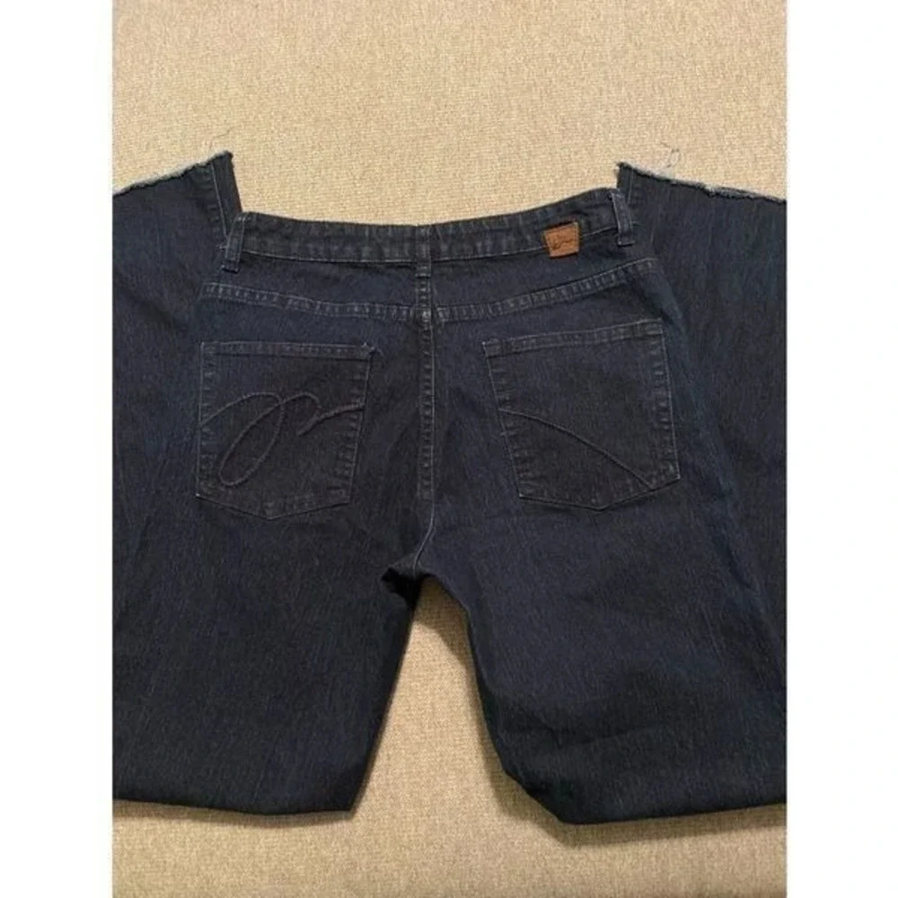 P2‎ jeans